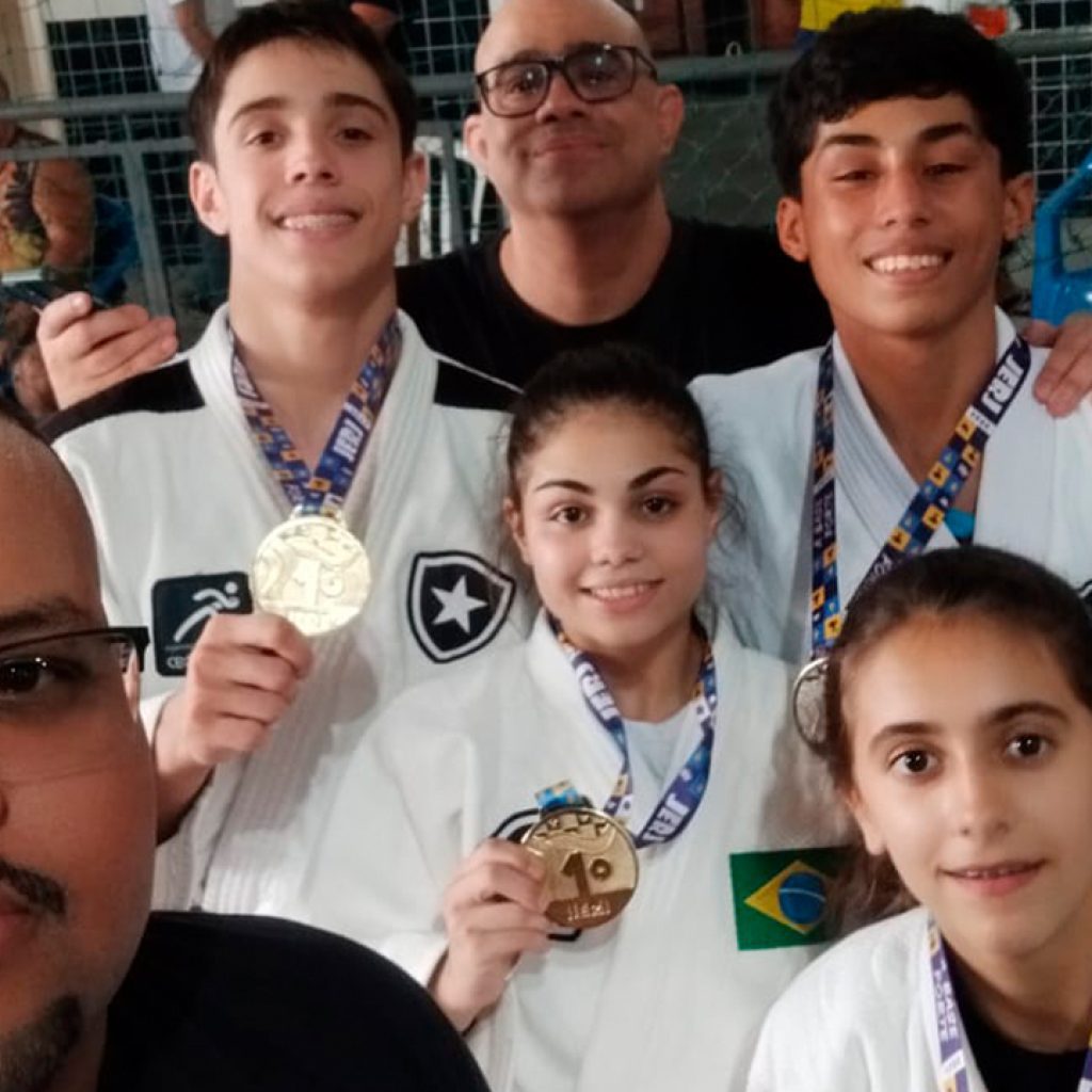 Botafogo Judô conquista três ouros e vagas para o Brasileiro Escolar