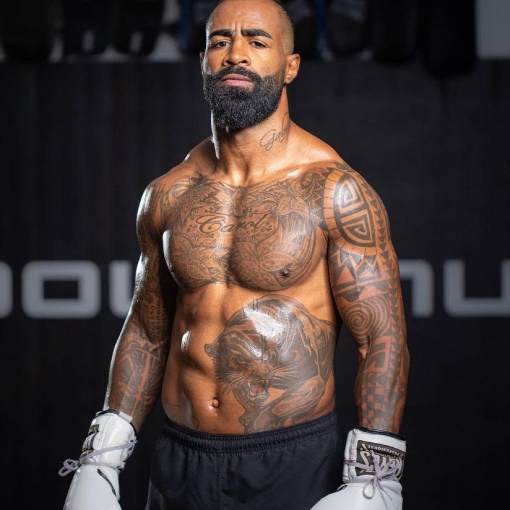 Lenda brasileira da luta em pé, Cosmo Alexandre estreará pelo Karate Combat em dezembro