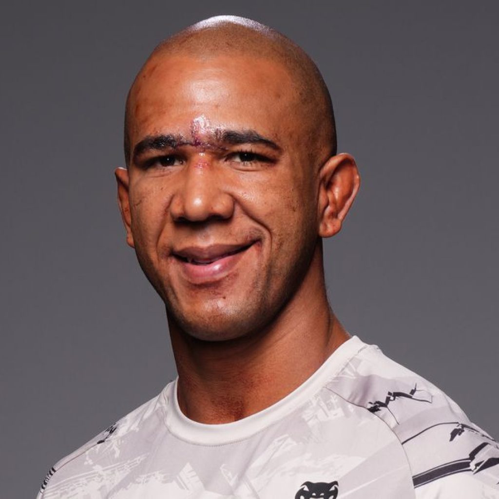 Gregory Robocop revela bastidores da negociação para enfrentar Jared Cannonier e cita nomes que recusaram a luta