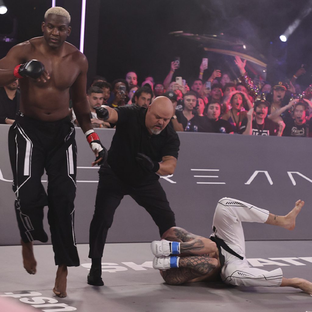 Karate Combat: Despaigne nocauteia em quatro segundos e Cosmo Alexandre vence em estreia