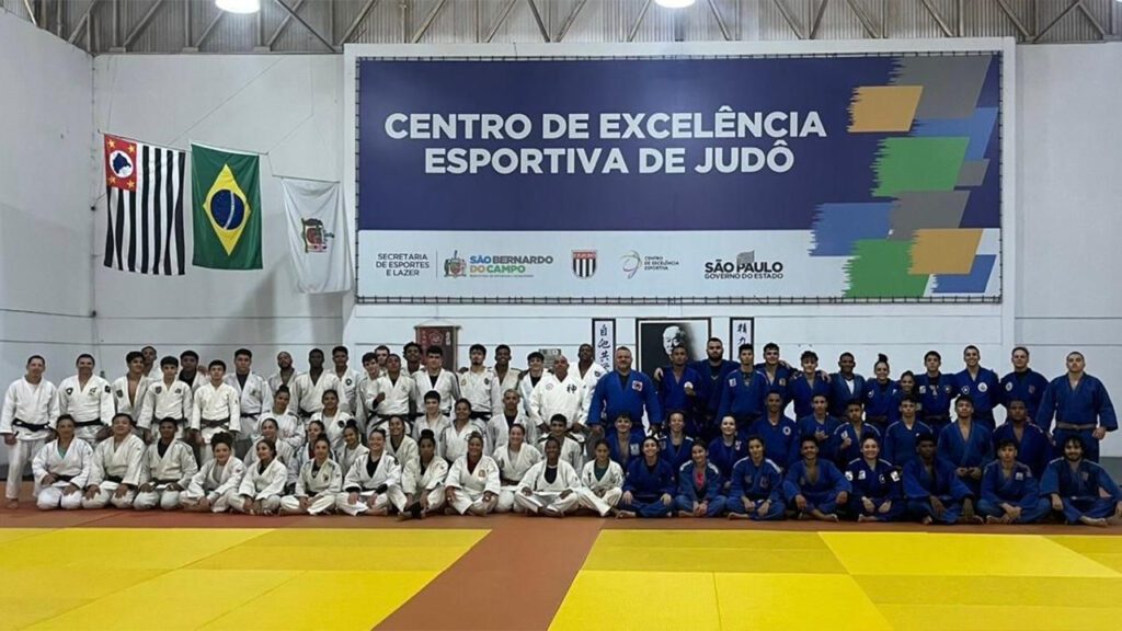 Botafogo Judô realiza treinamento conjunto com equipes paulistas no Centro de Excelência Esportiva