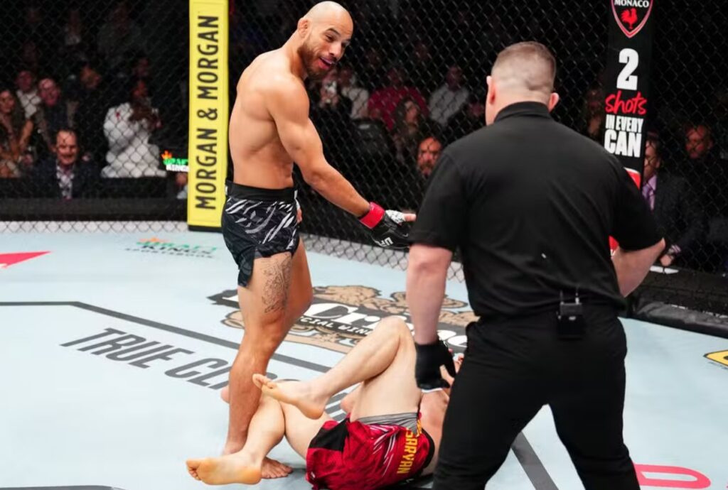 Jean Silva nocauteia no UFC Seattle e Melquizael finalza