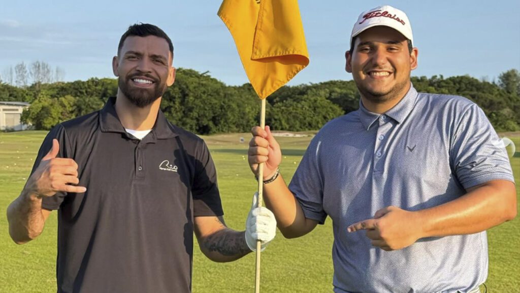 Do octógono para o green: lutador do UFC Maurício Ruffy se arrisca no golfe em visita ao Campo Olímpico no Rio