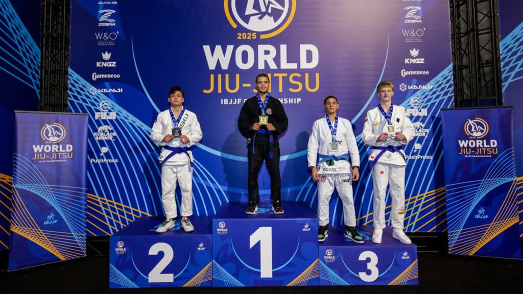 Jovem de São Gonçalo é campeão mundial da IBJJF