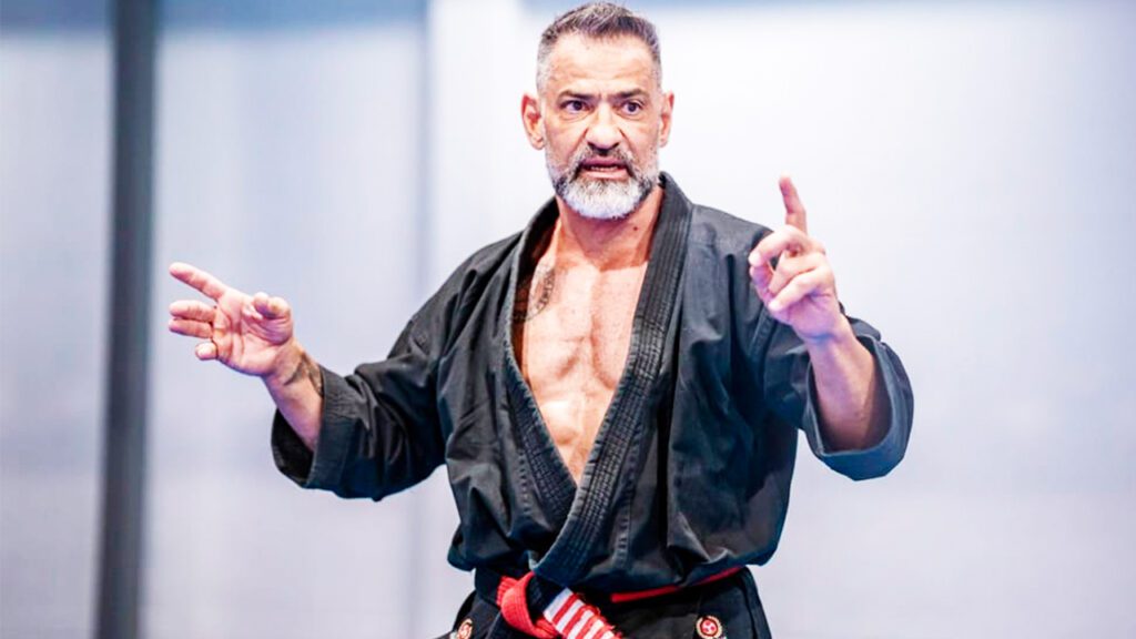 Vinício Antony aposta em Maurício Ruffy contra Ilia Topuria no UFC