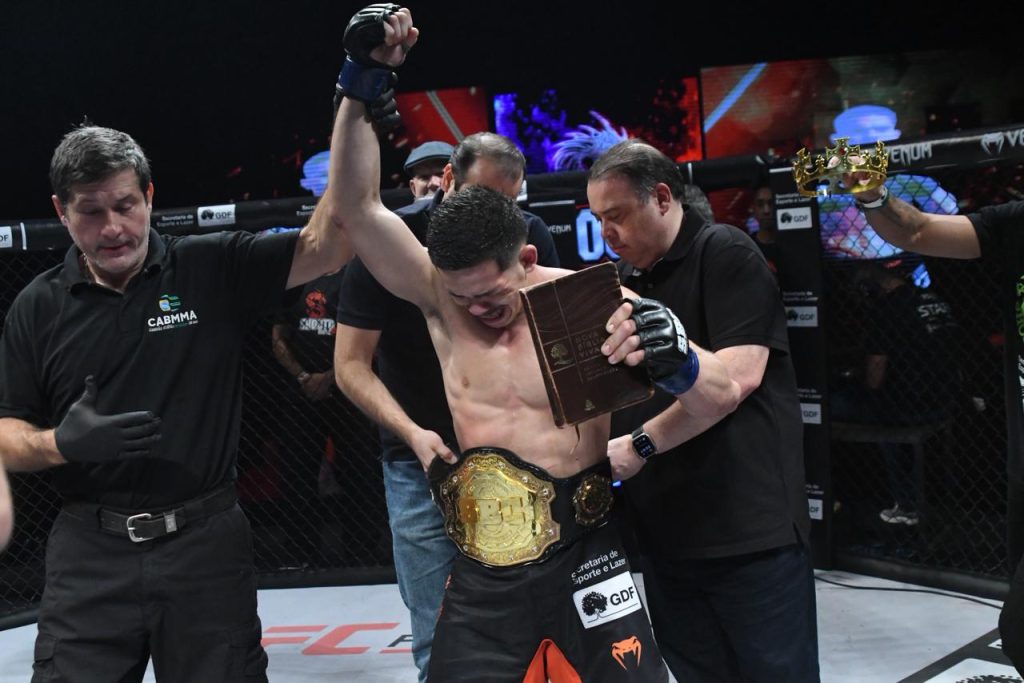 Shooto 131: Joshua Reis conquista cinturão e Pantoja mantém título