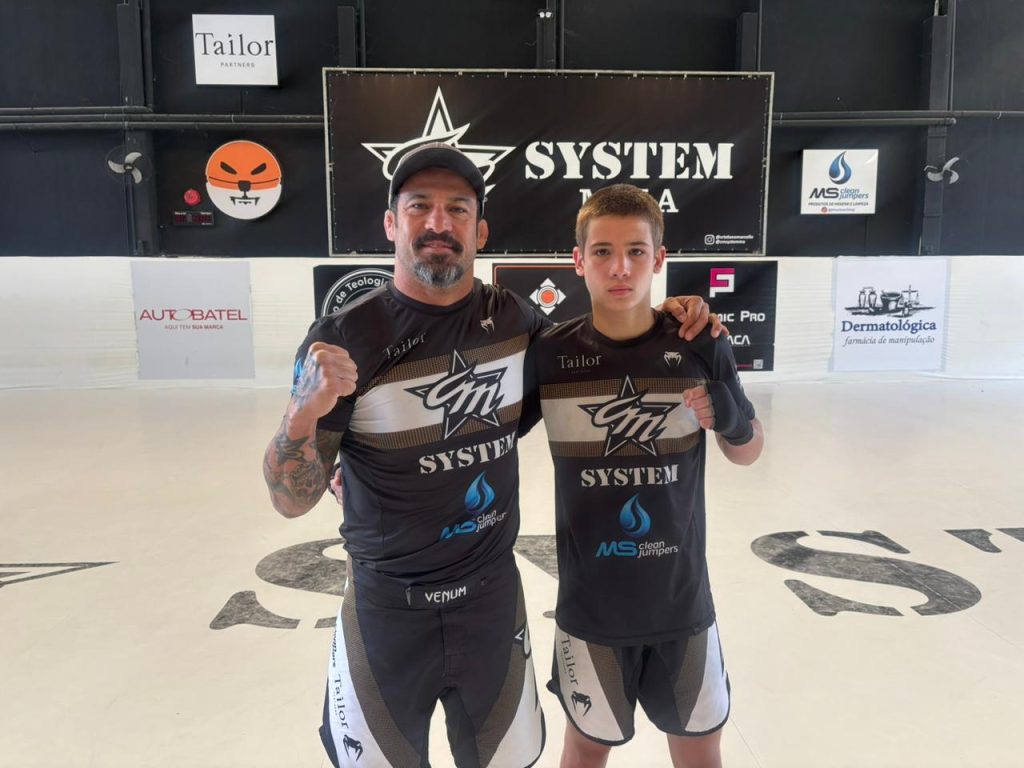 Enzo, filho de Cristiano Marcello, estreia no boxe amador no próximo fim de semana