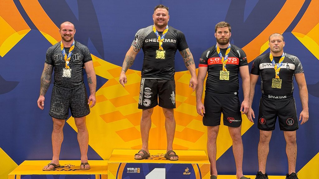 Anderson Meneghetti conquista título mundial sem kimono no IBJJF No-Gi Worlds em Las Vegas