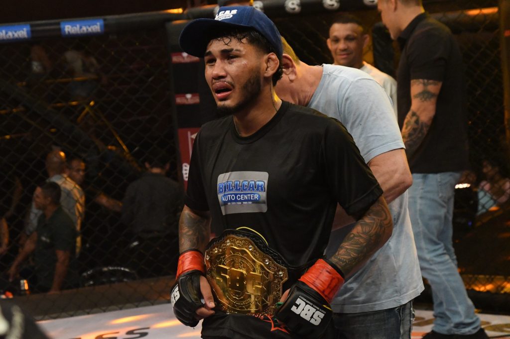 Shooto Brasil 134: Paulo Victor 'Menor CZS' conquista o cinturão super-mosca